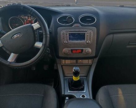 Серый Форд Фокус, объемом двигателя 1.6 л и пробегом 263 тыс. км за 5500 $, фото 10 на Automoto.ua