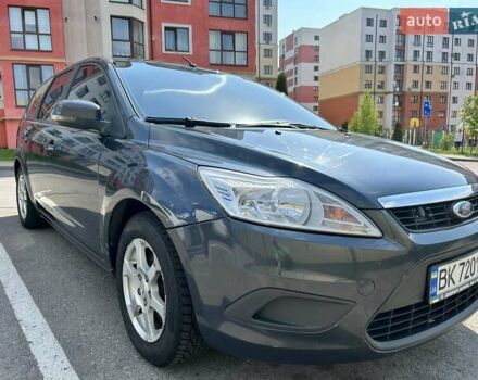 Сірий Форд Фокус, об'ємом двигуна 1.8 л та пробігом 304 тис. км за 4600 $, фото 9 на Automoto.ua