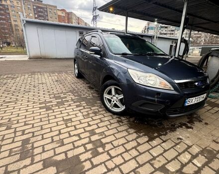 Серый Форд Фокус, объемом двигателя 1.8 л и пробегом 180 тыс. км за 2700 $, фото 4 на Automoto.ua