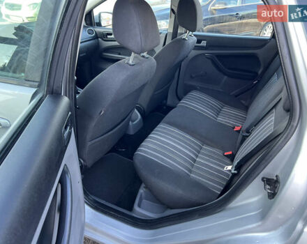 Сірий Форд Фокус, об'ємом двигуна 1.6 л та пробігом 216 тис. км за 4250 $, фото 23 на Automoto.ua