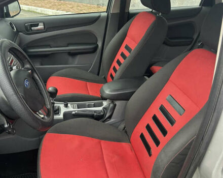 Серый Форд Фокус, объемом двигателя 2 л и пробегом 308 тыс. км за 4700 $, фото 15 на Automoto.ua