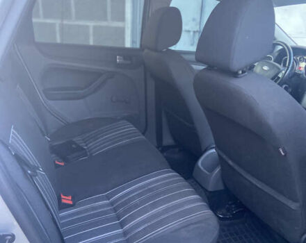 Сірий Форд Фокус, об'ємом двигуна 1.8 л та пробігом 230 тис. км за 4300 $, фото 5 на Automoto.ua