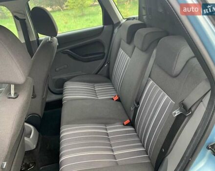 Форд Фокус 2008 у Луцьку на Automoto.ua Сірий Форд Фокус, об'ємом двигуна 1.6 л та пробігом 210 тис. км за 6300 $, фото 2 на Automoto.ua