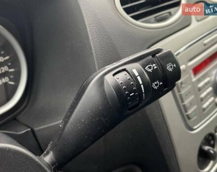 Серый Форд Фокус, объемом двигателя 1.56 л и пробегом 330 тыс. км за 5890 $, фото 22 на Automoto.ua