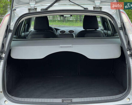 Серый Форд Фокус, объемом двигателя 1.56 л и пробегом 221 тыс. км за 5500 $, фото 11 на Automoto.ua