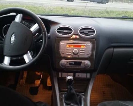 Серый Форд Фокус, объемом двигателя 1.56 л и пробегом 280 тыс. км за 4800 $, фото 10 на Automoto.ua