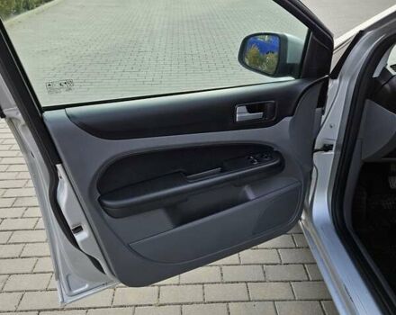 Серый Форд Фокус, объемом двигателя 1.56 л и пробегом 273 тыс. км за 4999 $, фото 13 на Automoto.ua