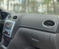 Серый Форд Фокус, объемом двигателя 2 л и пробегом 337 тыс. км за 2257 $, фото 18 на Automoto.ua