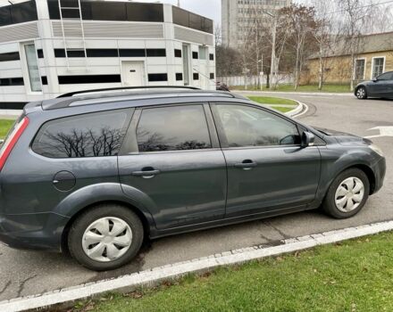 Серый Форд Фокус, объемом двигателя 1.6 л и пробегом 266 тыс. км за 5700 $, фото 2 на Automoto.ua