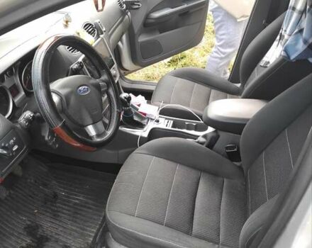 Серый Форд Фокус, объемом двигателя 1.8 л и пробегом 178 тыс. км за 6300 $, фото 1 на Automoto.ua