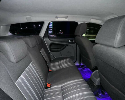 Серый Форд Фокус, объемом двигателя 1.8 л и пробегом 235 тыс. км за 5900 $, фото 15 на Automoto.ua