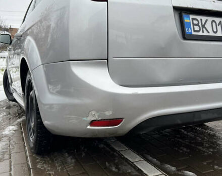 Сірий Форд Фокус, об'ємом двигуна 1.56 л та пробігом 300 тис. км за 4500 $, фото 3 на Automoto.ua