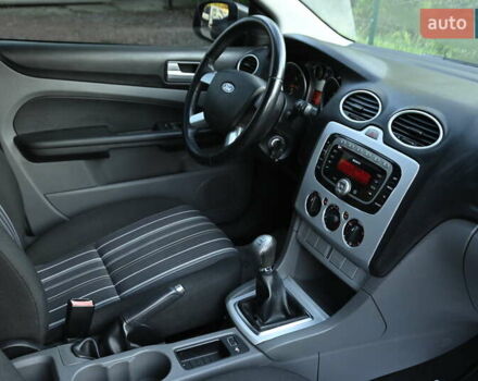 Форд Фокус 2009 в Бердичеве на Automoto.ua Серый Форд Фокус, объемом двигателя 1.6 л и пробегом 306 тыс. км за 4900 $, фото 32 на Automoto.ua