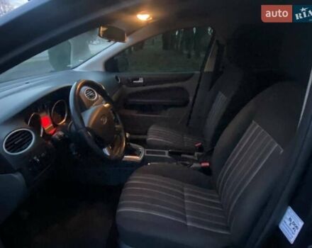 Серый Форд Фокус, объемом двигателя 1.6 л и пробегом 190 тыс. км за 5350 $, фото 4 на Automoto.ua