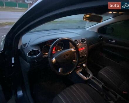 Серый Форд Фокус, объемом двигателя 1.6 л и пробегом 190 тыс. км за 5350 $, фото 11 на Automoto.ua