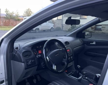 Серый Форд Фокус, объемом двигателя 1.6 л и пробегом 243 тыс. км за 4650 $, фото 14 на Automoto.ua