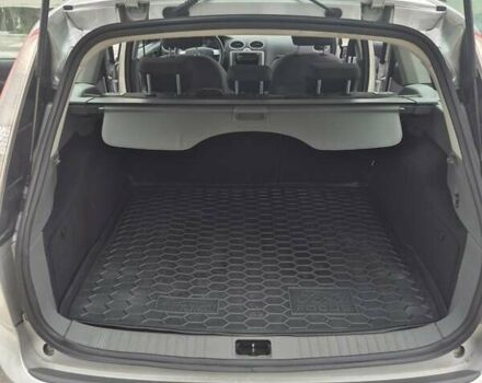 Серый Форд Фокус, объемом двигателя 1.6 л и пробегом 157 тыс. км за 4999 $, фото 11 на Automoto.ua