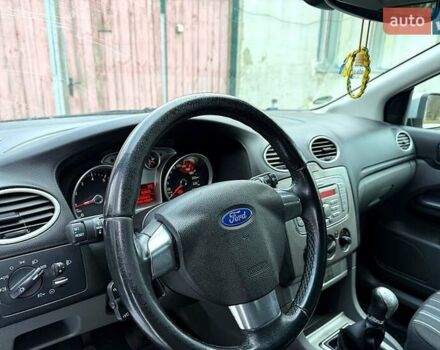 Серый Форд Фокус, объемом двигателя 1.6 л и пробегом 179 тыс. км за 5800 $, фото 11 на Automoto.ua