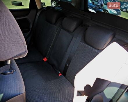 Серый Форд Фокус, объемом двигателя 2 л и пробегом 267 тыс. км за 6950 $, фото 11 на Automoto.ua