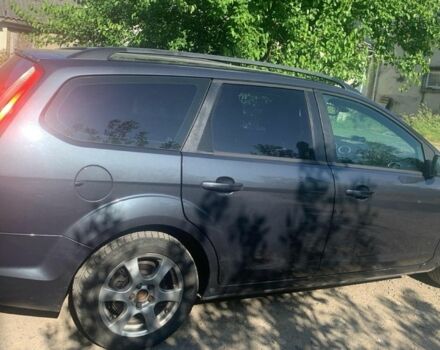 Серый Форд Фокус, объемом двигателя 2 л и пробегом 305 тыс. км за 5100 $, фото 2 на Automoto.ua