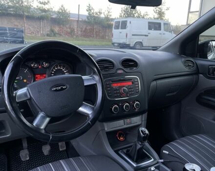 Серый Форд Фокус, объемом двигателя 1.6 л и пробегом 243 тыс. км за 4650 $, фото 15 на Automoto.ua