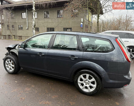 Серый Форд Фокус, объемом двигателя 1.6 л и пробегом 224 тыс. км за 4200 $, фото 6 на Automoto.ua