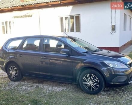 Серый Форд Фокус, объемом двигателя 1.6 л и пробегом 234 тыс. км за 5500 $, фото 4 на Automoto.ua