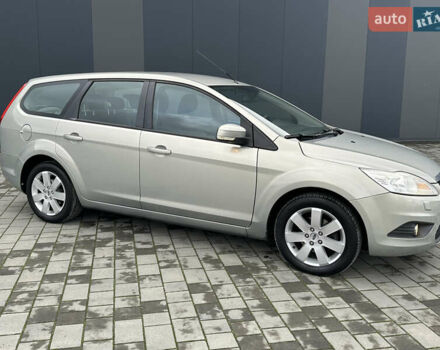 Сірий Форд Фокус, об'ємом двигуна 1.6 л та пробігом 258 тис. км за 5700 $, фото 4 на Automoto.ua
