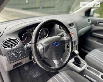 Серый Форд Фокус, объемом двигателя 1.6 л и пробегом 168 тыс. км за 6200 $, фото 80 на Automoto.ua