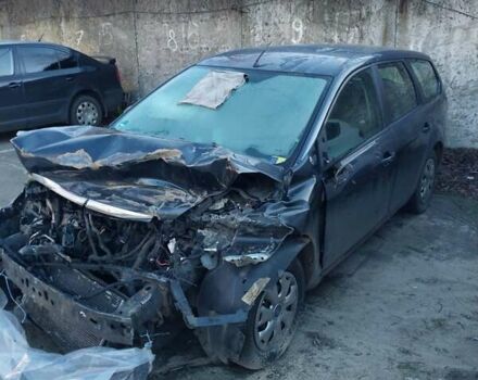 Серый Форд Фокус, объемом двигателя 1.6 л и пробегом 196 тыс. км за 2500 $, фото 3 на Automoto.ua