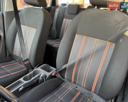 Серый Форд Фокус, объемом двигателя 1.6 л и пробегом 173 тыс. км за 5300 $, фото 15 на Automoto.ua