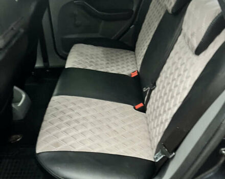 Серый Форд Фокус, объемом двигателя 1.56 л и пробегом 310 тыс. км за 6200 $, фото 17 на Automoto.ua