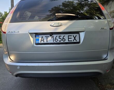 Серый Форд Фокус, объемом двигателя 1.8 л и пробегом 327 тыс. км за 4950 $, фото 7 на Automoto.ua