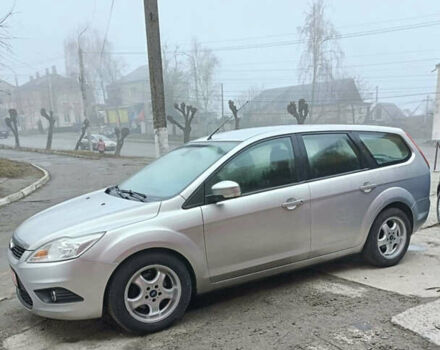 Серый Форд Фокус, объемом двигателя 1.6 л и пробегом 238 тыс. км за 5500 $, фото 1 на Automoto.ua