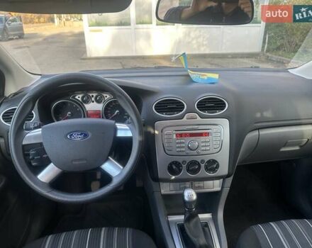 Форд Фокус 2009 в Калуше на Automoto.ua Серый Форд Фокус, объемом двигателя 1.6 л и пробегом 131 тыс. км за 6900 $, фото 29 на Automoto.ua