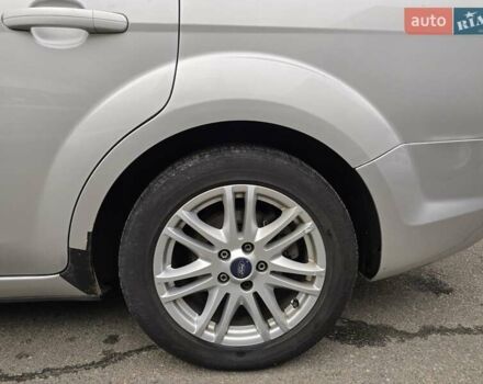 Форд Фокус 2009 у Тернополі на Automoto.ua Сірий Форд Фокус, об'ємом двигуна 1.8 л та пробігом 286 тис. км за 4200 $, фото 14 на Automoto.ua