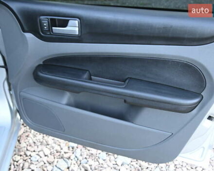 Форд Фокус 2009 в Бердичеве на Automoto.ua Серый Форд Фокус, объемом двигателя 1.6 л и пробегом 306 тыс. км за 4900 $, фото 31 на Automoto.ua