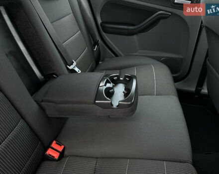 Сірий Форд Фокус, об'ємом двигуна 1.8 л та пробігом 207 тис. км за 6500 $, фото 36 на Automoto.ua