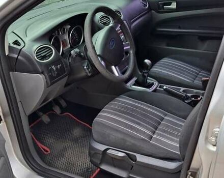 Серый Форд Фокус, объемом двигателя 1.56 л и пробегом 272 тыс. км за 5800 $, фото 8 на Automoto.ua