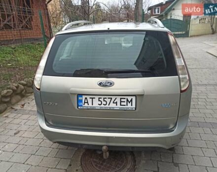 Серый Форд Фокус, объемом двигателя 1.6 л и пробегом 341 тыс. км за 4000 $, фото 6 на Automoto.ua