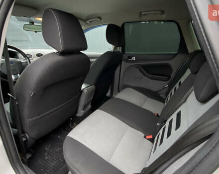 Серый Форд Фокус, объемом двигателя 1.6 л и пробегом 174 тыс. км за 4599 $, фото 44 на Automoto.ua