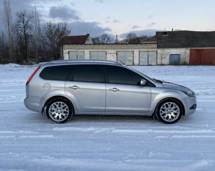 Серый Форд Фокус, объемом двигателя 1.6 л и пробегом 299 тыс. км за 5700 $, фото 7 на Automoto.ua