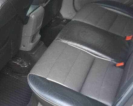 Серый Форд Фокус, объемом двигателя 1.6 л и пробегом 170 тыс. км за 6000 $, фото 7 на Automoto.ua