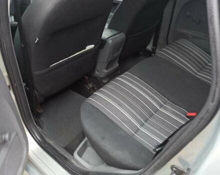 Серый Форд Фокус, объемом двигателя 1.6 л и пробегом 341 тыс. км за 4000 $, фото 15 на Automoto.ua