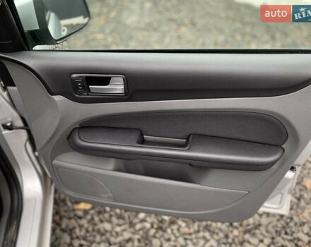 Серый Форд Фокус, объемом двигателя 1.6 л и пробегом 174 тыс. км за 4599 $, фото 37 на Automoto.ua