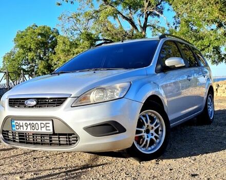 Серый Форд Фокус, объемом двигателя 1.6 л и пробегом 272 тыс. км за 5800 $, фото 2 на Automoto.ua