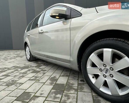 Сірий Форд Фокус, об'ємом двигуна 1.6 л та пробігом 258 тис. км за 5700 $, фото 18 на Automoto.ua