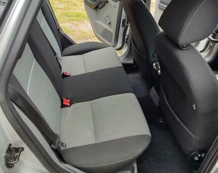 Форд Фокус 2009 у Белой Церкве на Automoto.ua Сірий Форд Фокус, об'ємом двигуна 1.8 л та пробігом 195 тис. км за 5699 $, фото 4 на Automoto.ua