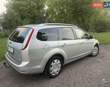 Форд Фокус 2009 у Бердичеве на Automoto.ua Сірий Форд Фокус, об'ємом двигуна 1.6 л та пробігом 260 тис. км за 5250 $, фото 1 на Automoto.ua