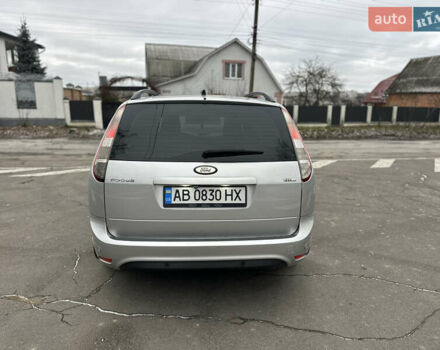 Серый Форд Фокус, объемом двигателя 2 л и пробегом 165 тыс. км за 7300 $, фото 6 на Automoto.ua